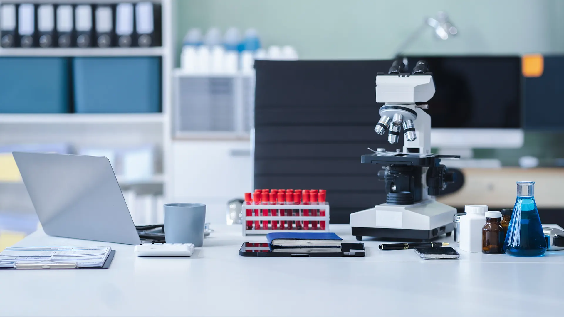 L.A.D. Laboratorio di Accertamenti Diagnostici a Roma centro si caratterizza per una gamma completa di analisi del sangue e delle urine, esami strumentali e visite specialistiche.